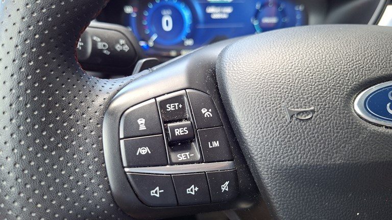 2022 Ford Kuga — fotografija 21