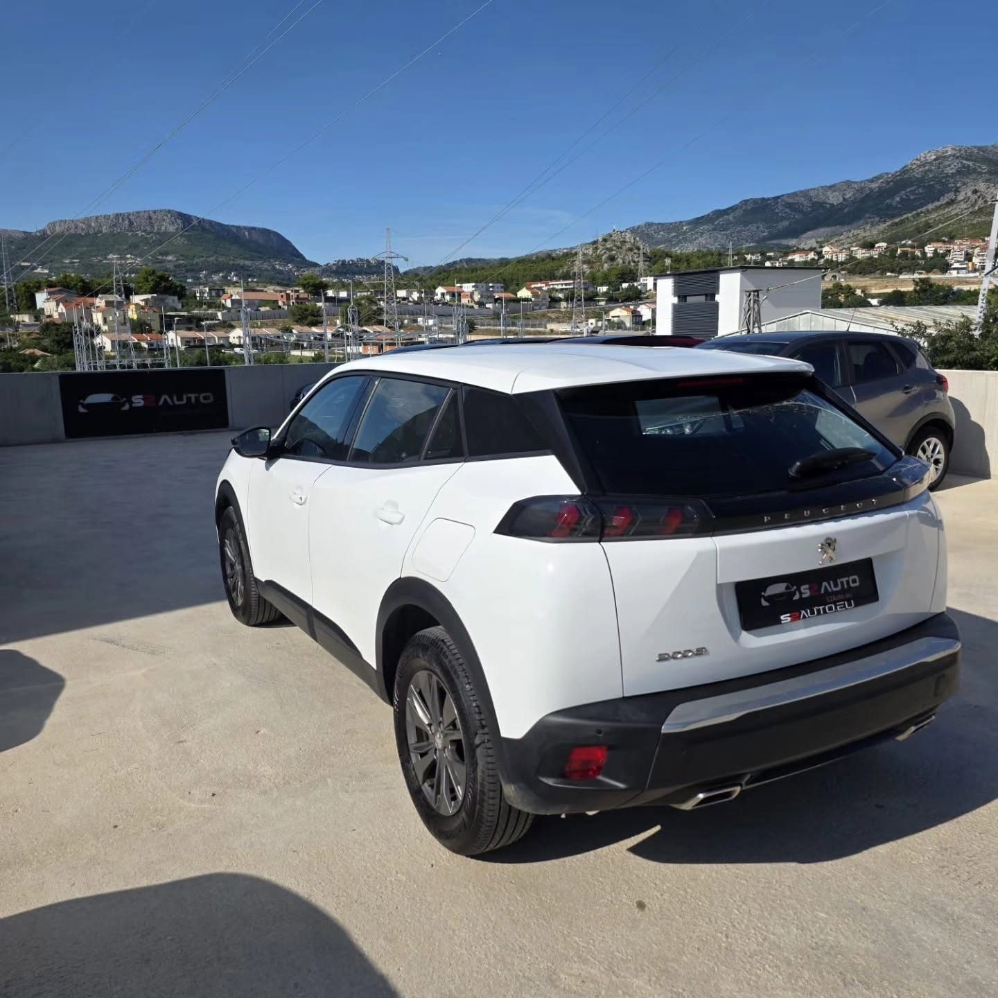 2021 Peugeot 2008 — fotografija 3