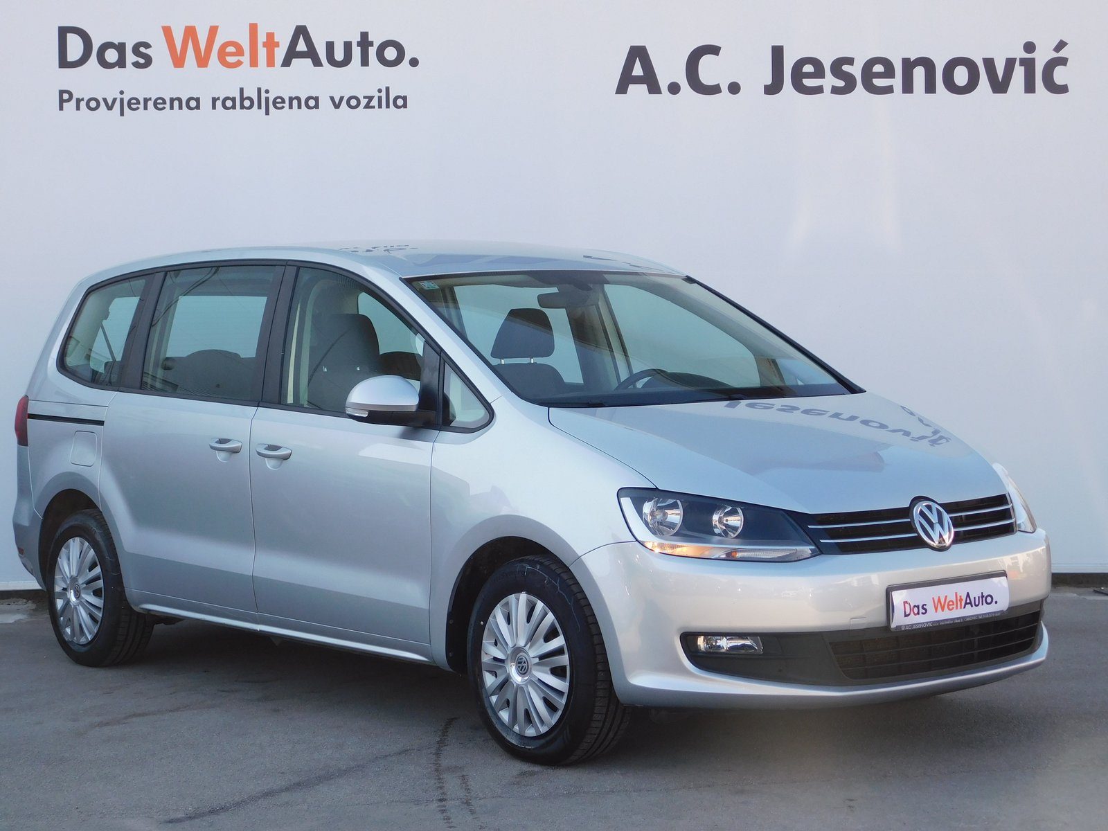 2016 Volkswagen Sharan — fotografija 3