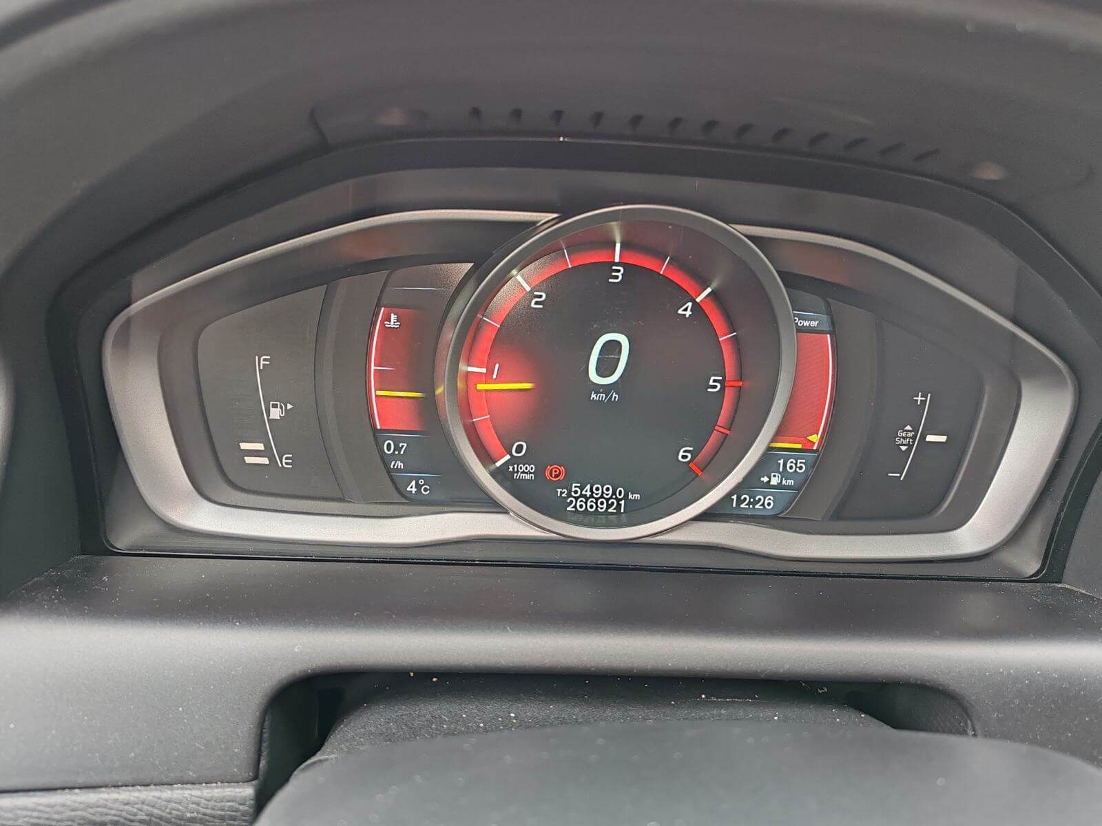 2015 Volvo XC60 — fotografija 10
