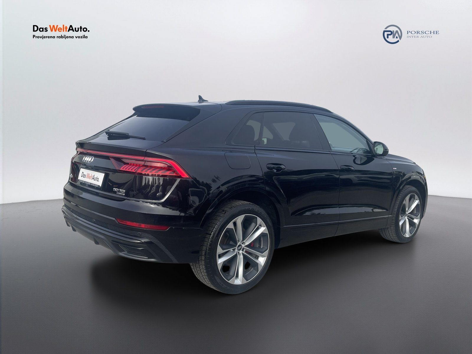 2020 Audi Q8 S line — fotografija 8