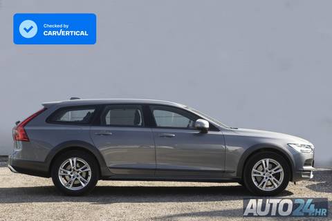 2017 Volvo V90 Cross Country — sličica 6