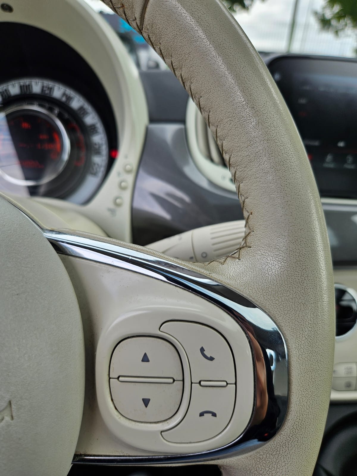 2019 Fiat 500 — fotografija 16