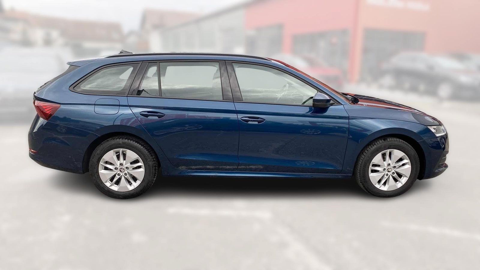 2023 Škoda Octavia Combi — fotografija 8