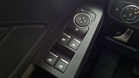 2019 Ford Focus — sličica 20