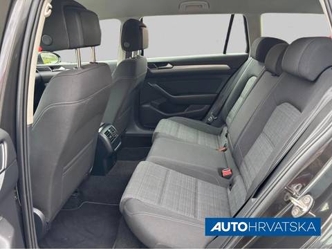 2021 Volkswagen Passat — sličica 11