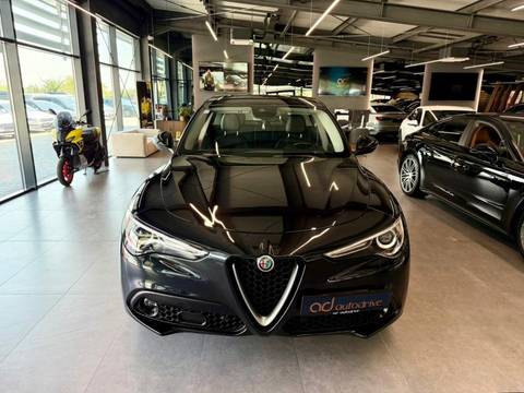 2017 Alfa Romeo Stelvio — sličica 3