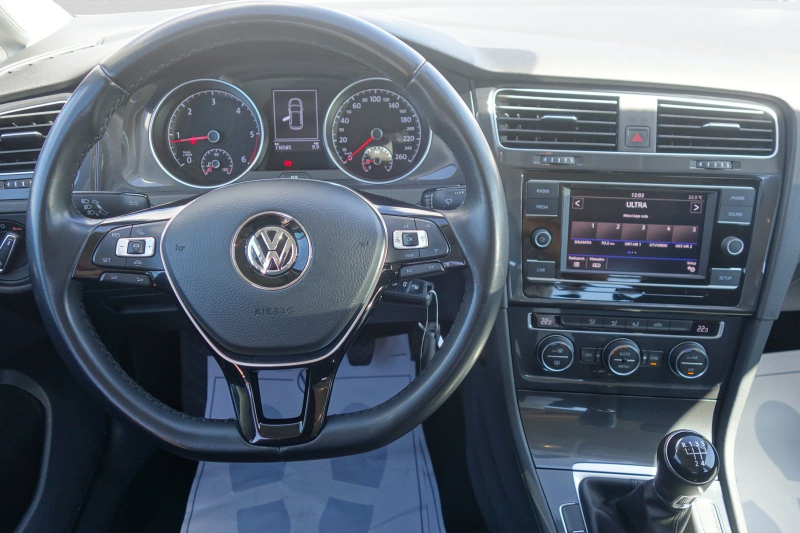 2019 Volkswagen Golf — fotografija 11