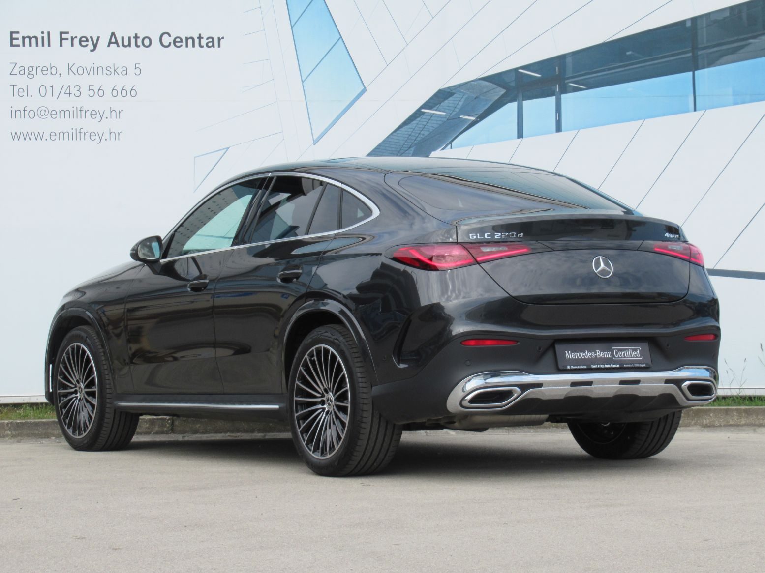 2025 Mercedes-Benz GLC AMG Line — fotografija 8