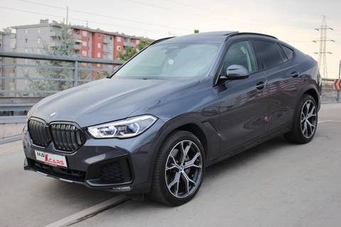 2020 BMW X6 — sličica 10