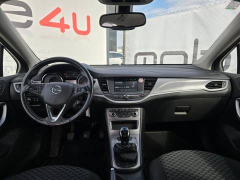 2019 Opel Astra — sličica 10