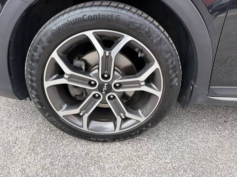 2021 Kia XCeed — sličica 15