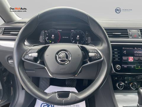 2021 Škoda Superb — sličica 14