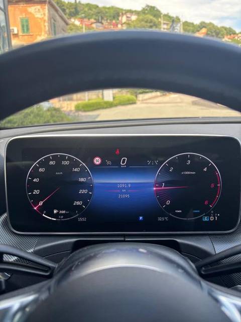 2024 Mercedes-Benz C-klasa — sličica 10