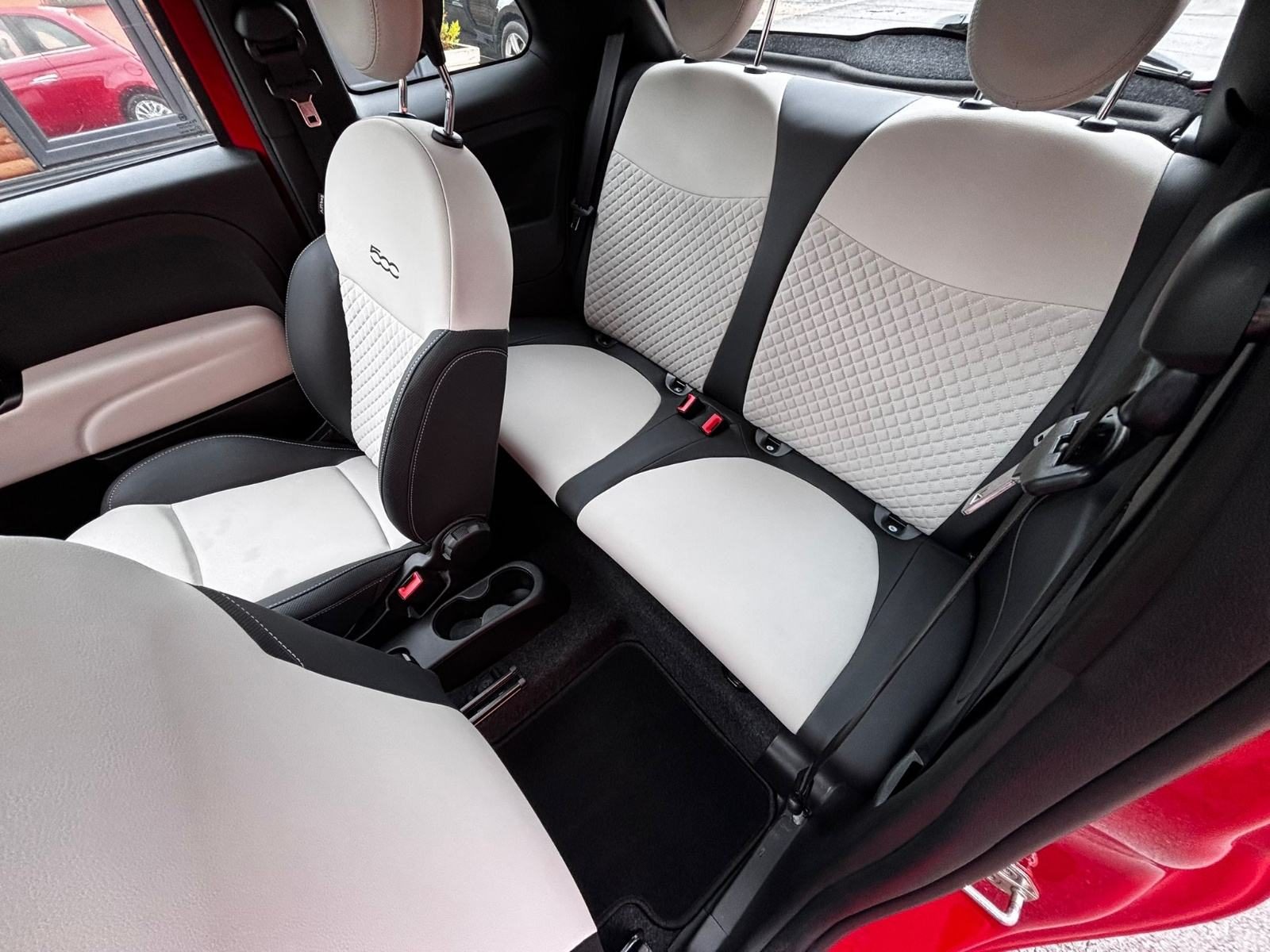 2023 Fiat 500 — fotografija 19