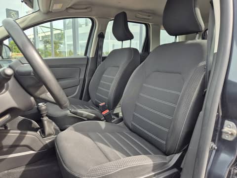 2023 Dacia Duster — sličica 9