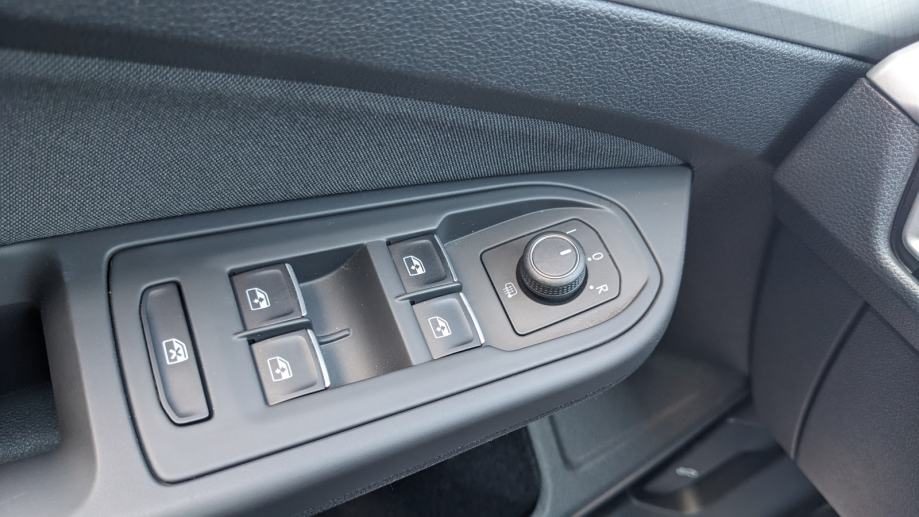 2022 Volkswagen Golf — fotografija 25
