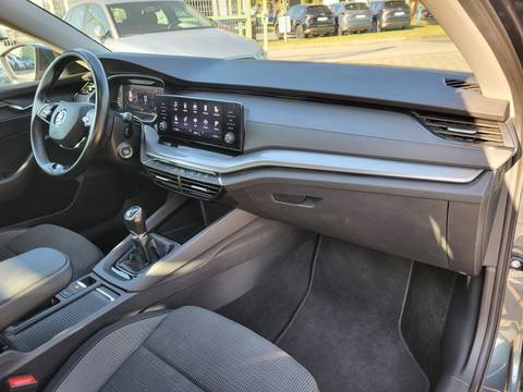 2020 Škoda Octavia — sličica 19