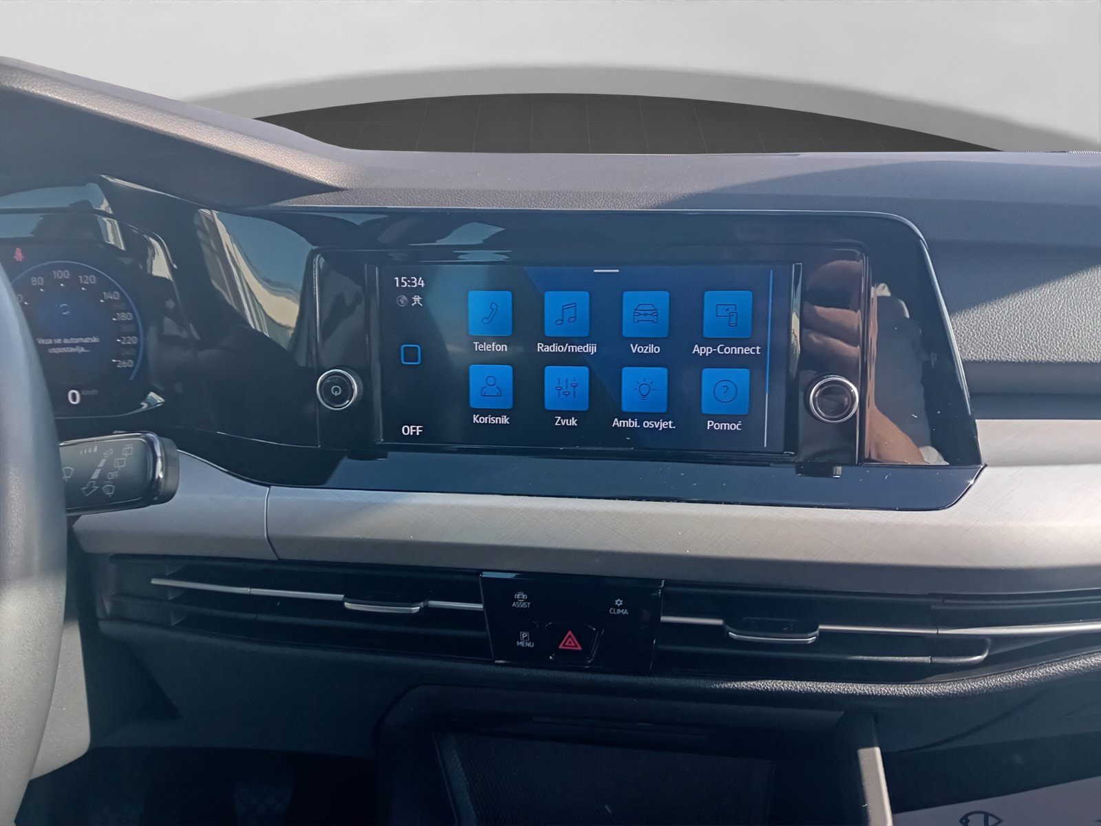2023 Volkswagen Golf Variant — fotografija 9