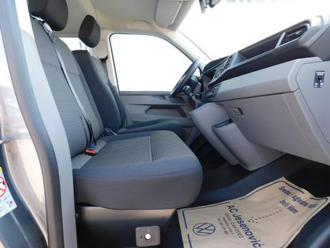 2024 Volkswagen Caravelle — sličica 10