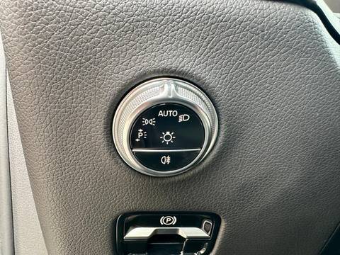 2024 Mercedes-Benz GLC — sličica 18