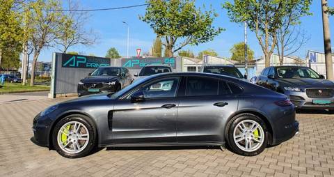 2017 Porsche Panamera — sličica 2