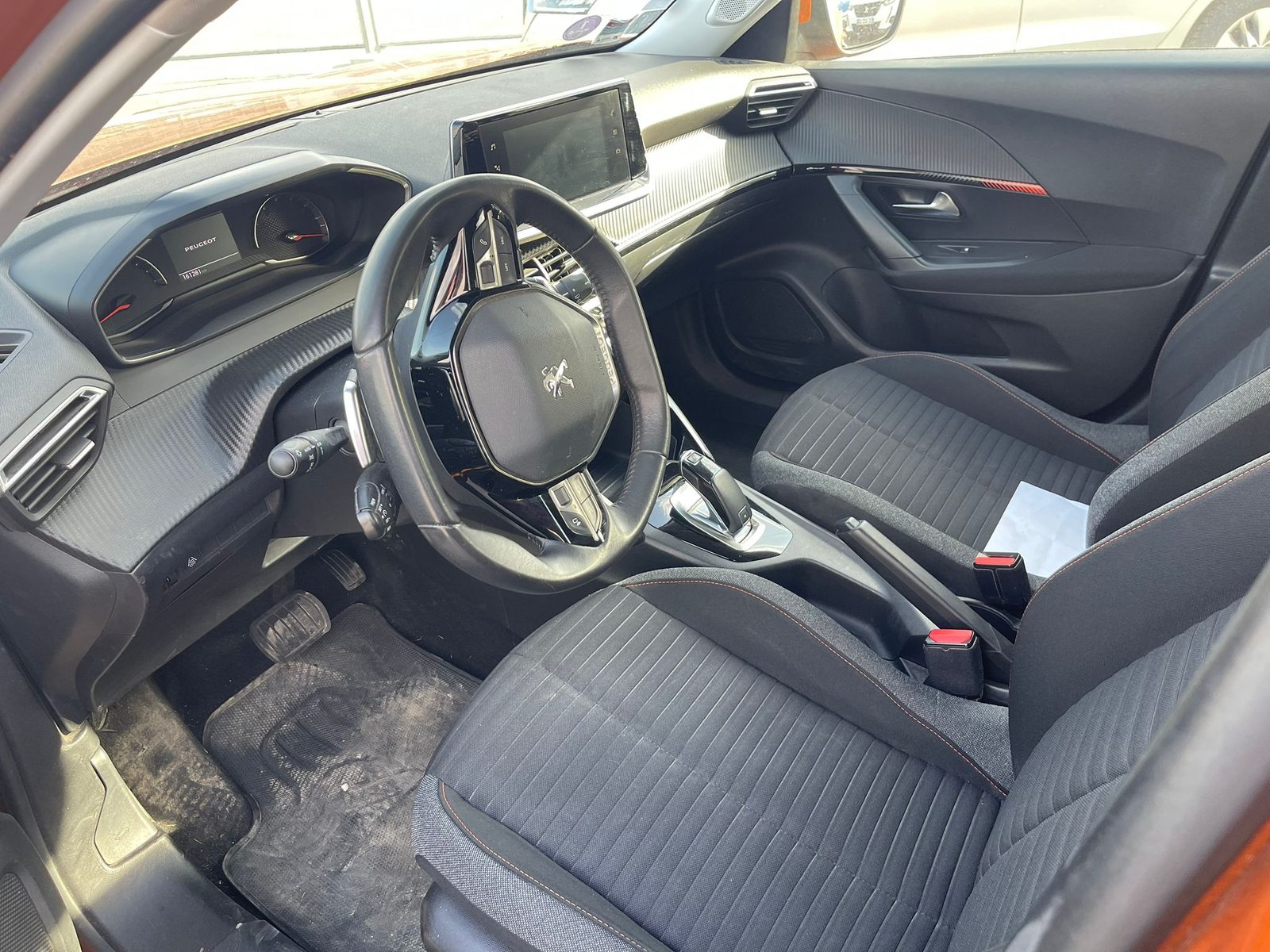 2021 Peugeot 2008 — fotografija 4
