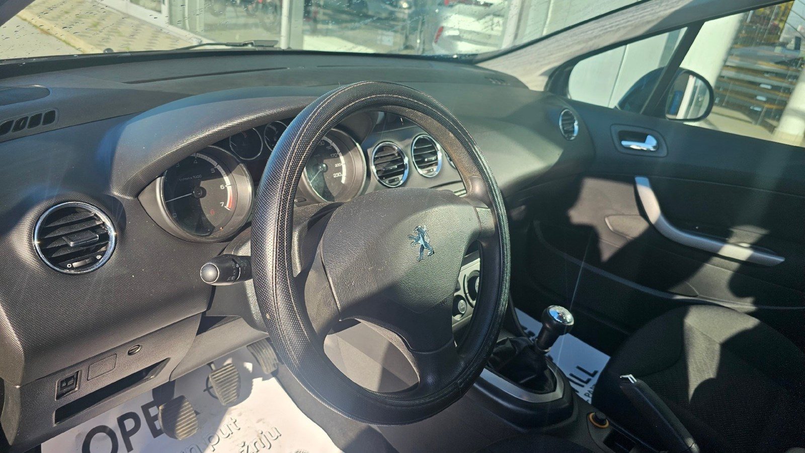 2008 Peugeot 308 — fotografija 21
