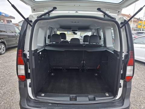2021 Volkswagen Caddy — sličica 7