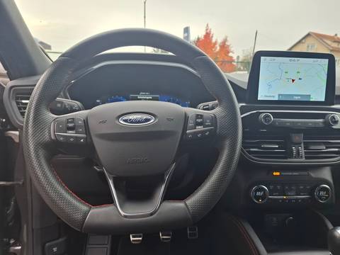 2020 Ford Kuga — sličica 11