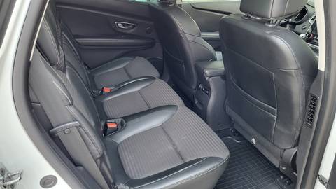 2020 Renault Scenic — sličica 25
