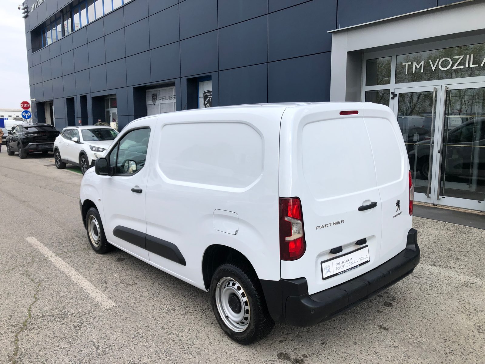 2023 Peugeot Partner — fotografija 4