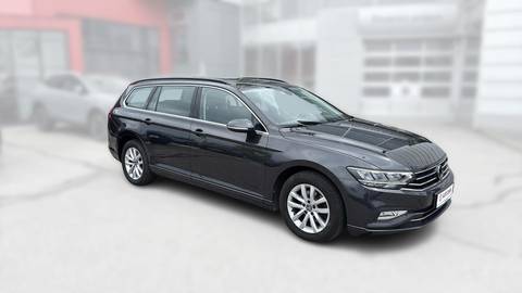 2022 Volkswagen Passat Variant — sličica 3