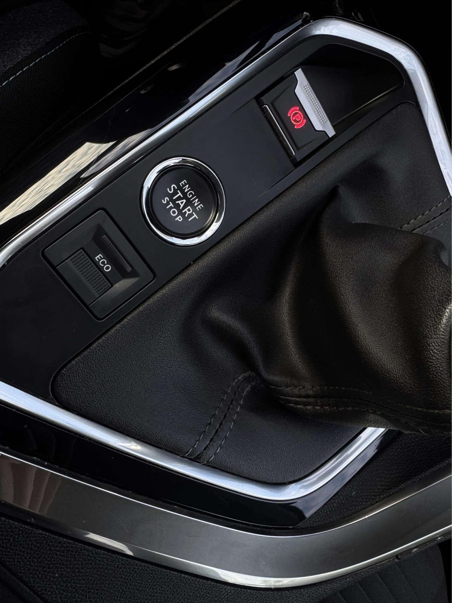 2022 Peugeot 3008 — fotografija 22