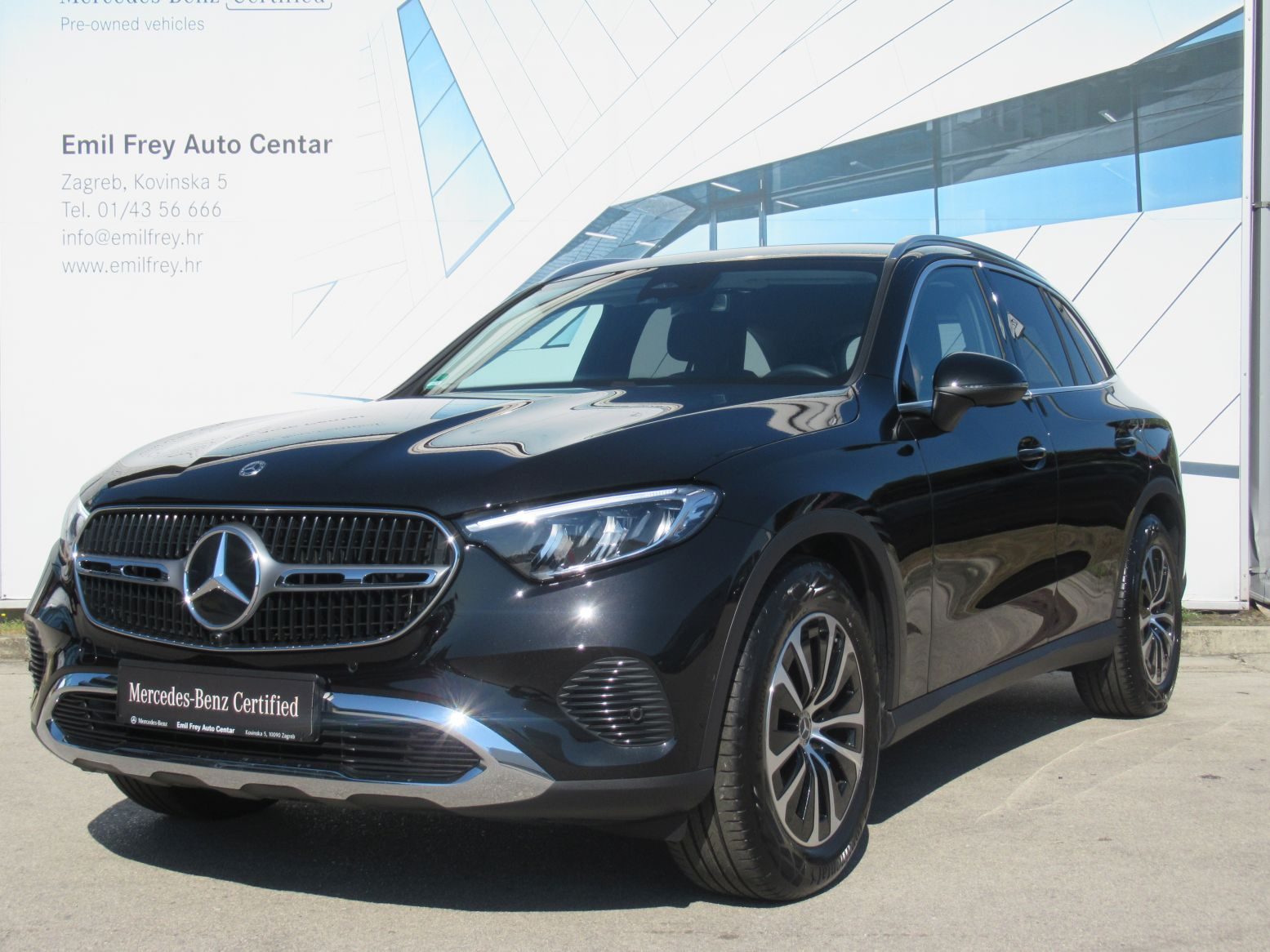2025 Mercedes-Benz GLC Avantgarde — fotografija 3