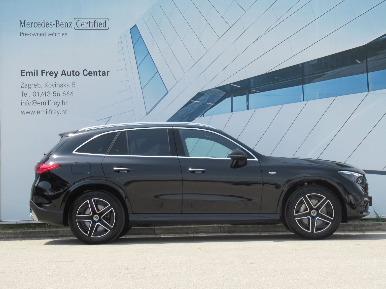 2025 Mercedes-Benz GLC AMG Line — fotografija 5