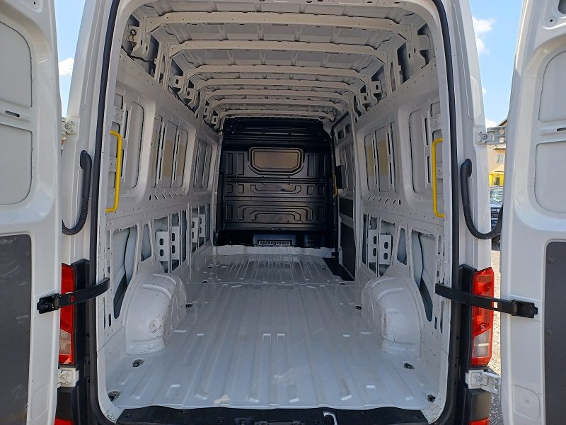 2017 Volkswagen Crafter — fotografija 7