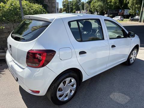 2018 Dacia Sandero — sličica 6