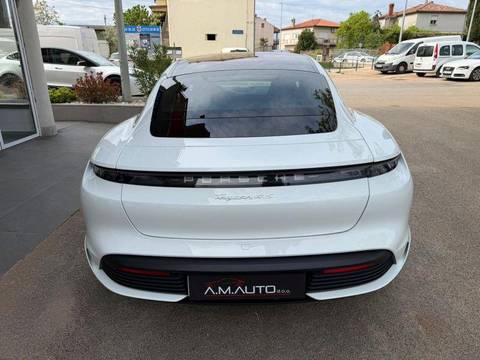 2020 Porsche Taycan — sličica 8