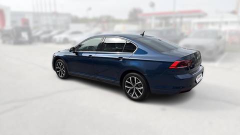 2022 Volkswagen Passat — sličica 5