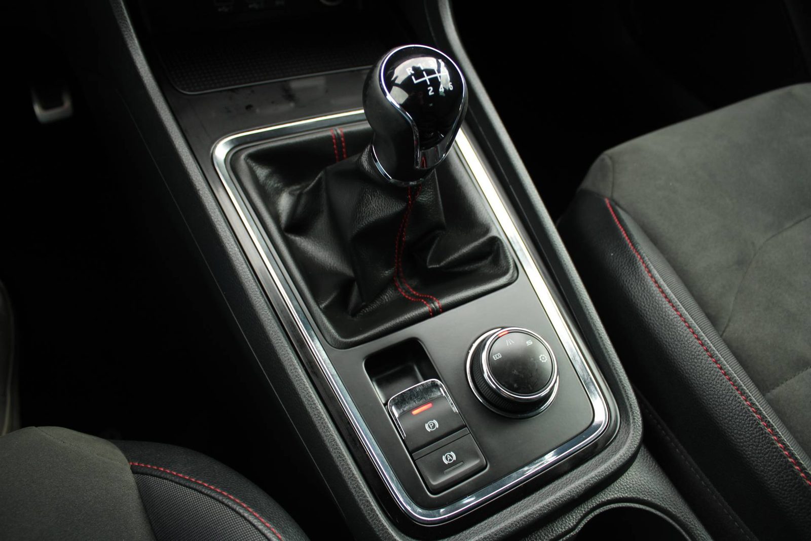2020 Seat Ateca — fotografija 17