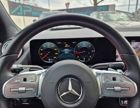 2022 Mercedes-Benz GLA — sličica 12