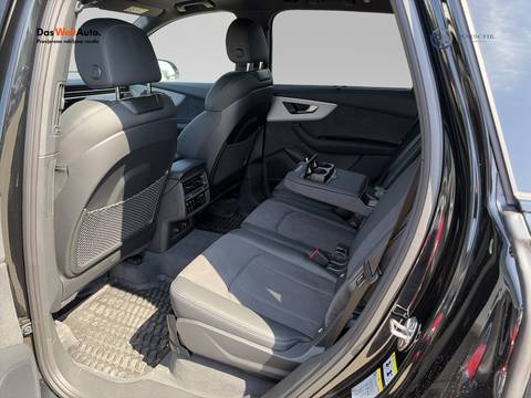 2026 Audi Q7 S line — sličica 10