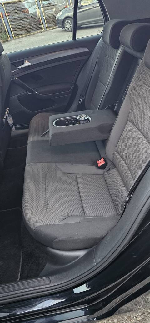 2019 Volkswagen Golf — sličica 13