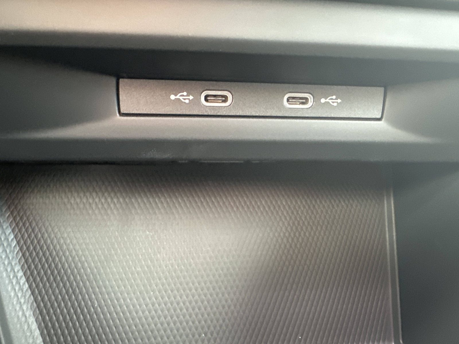 2025 Volkswagen Golf — fotografija 28