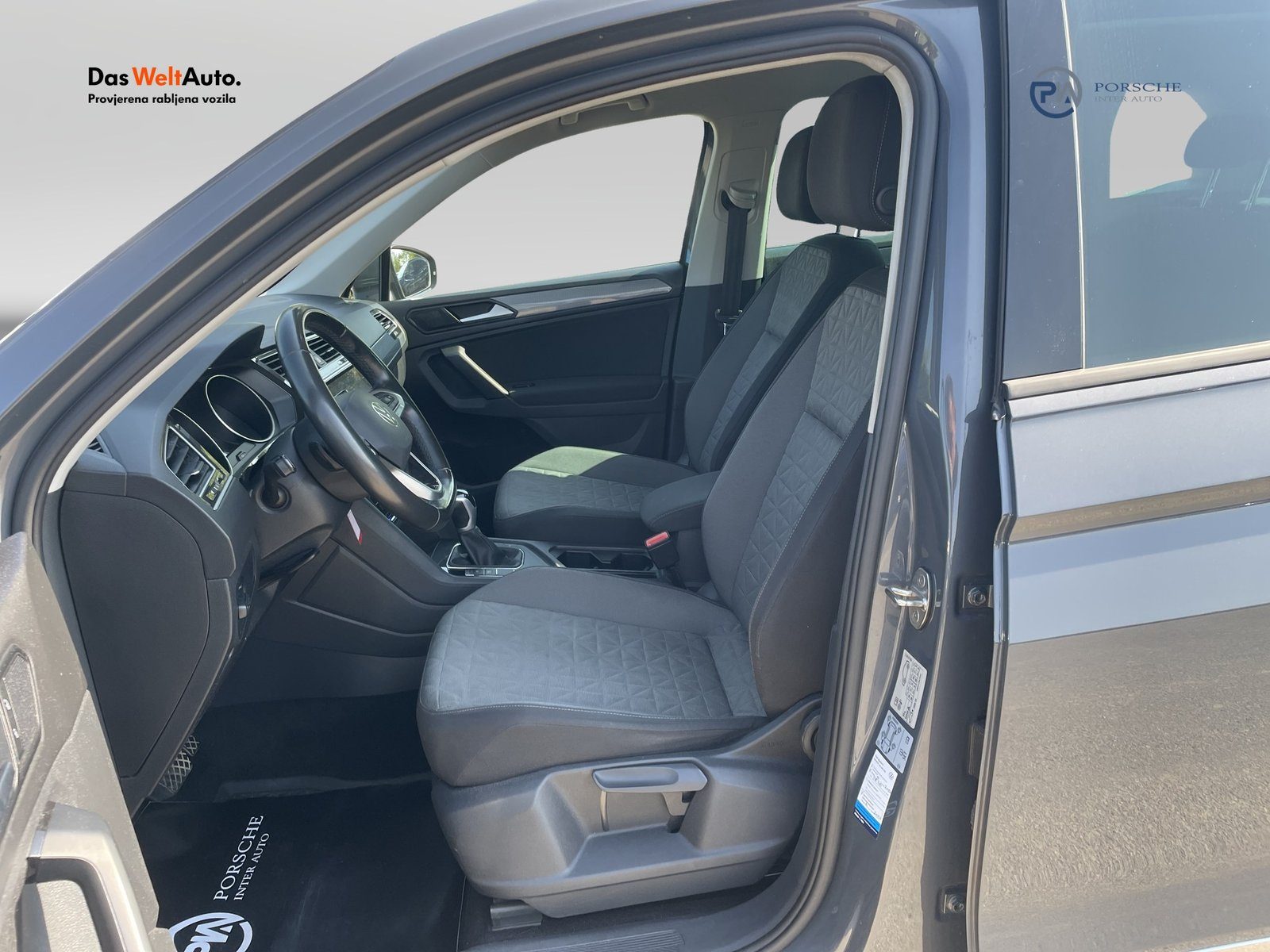 2021 Volkswagen Tiguan — fotografija 9