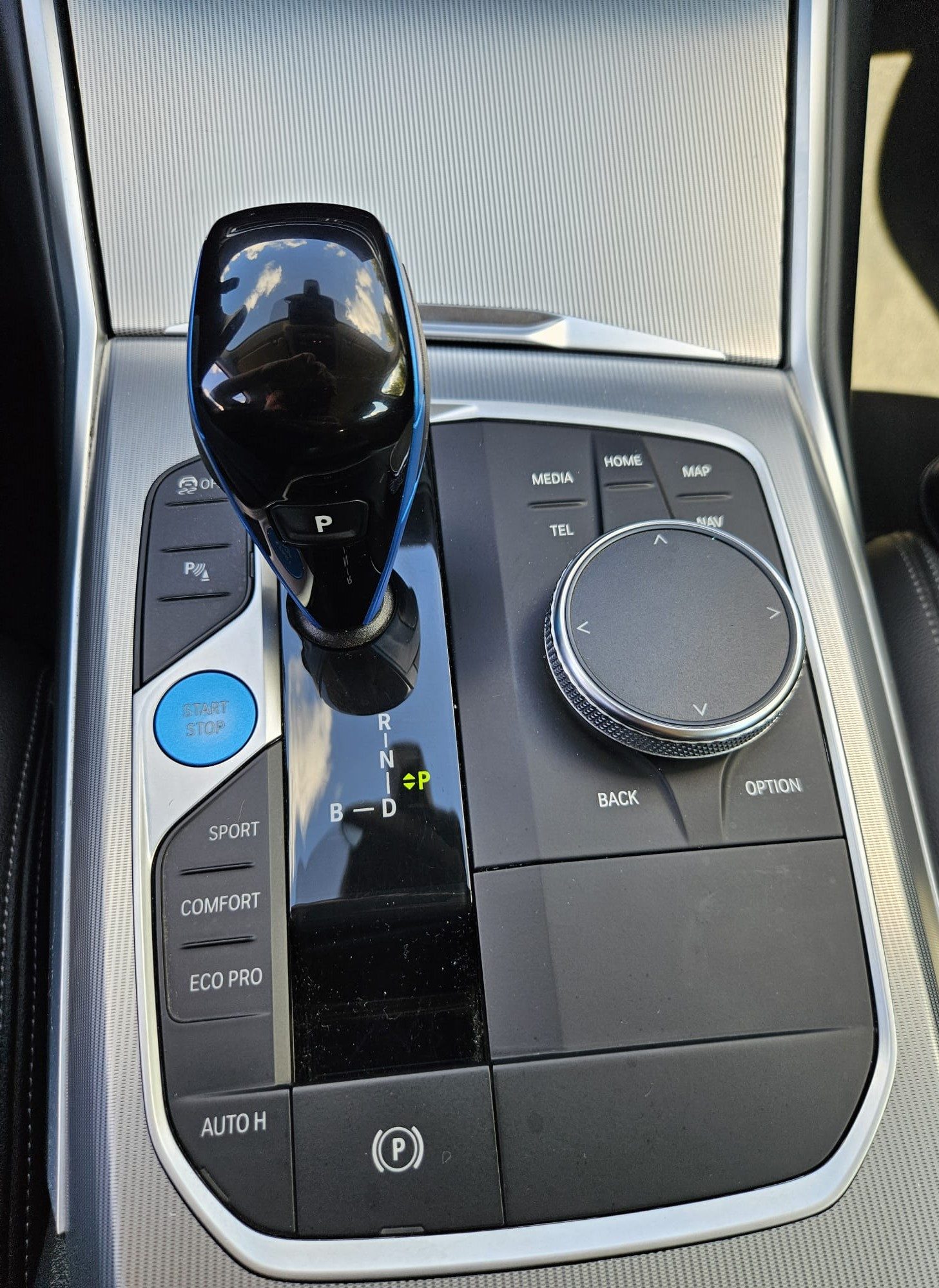 2022 BMW i4 — fotografija 19
