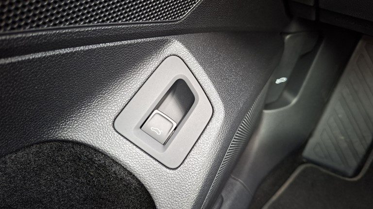 2021 Volkswagen Passat — fotografija 18