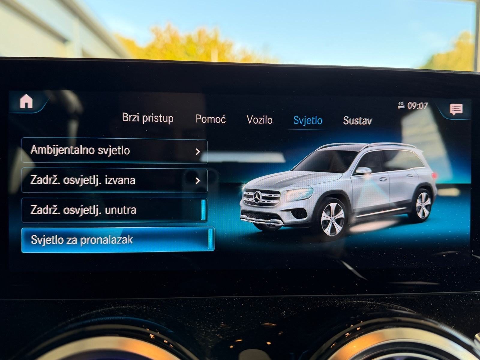 2021 Mercedes-Benz GLB — fotografija 25