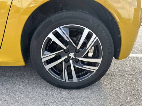 2023 Peugeot 208 — sličica 15